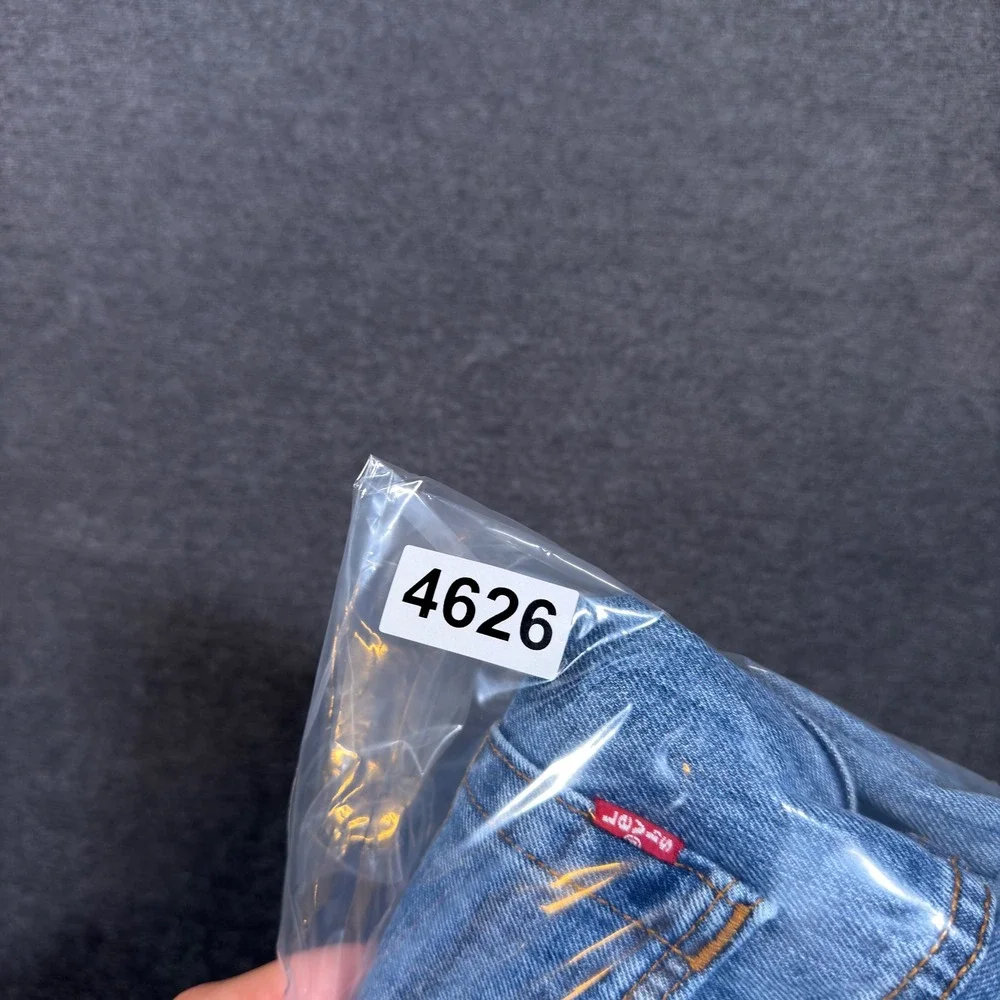 Levi's 501 Original Fit Jeans Men 31x32 Blue Straight Leg Button Fly Denim